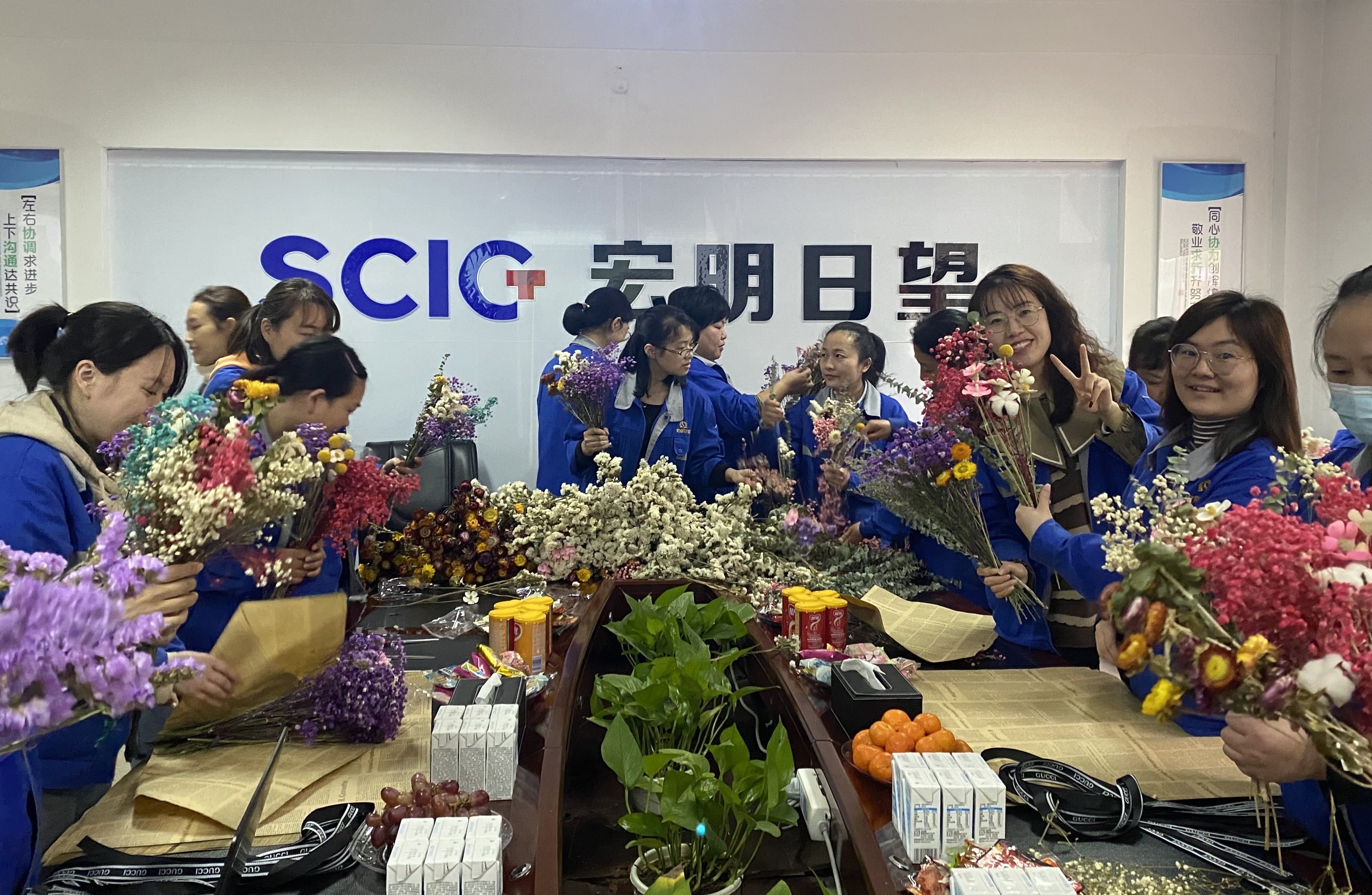 开云集团官网开云集团官网首页-开云(中国)
,宏明日望,株洲电子科技,湖南电容器,株洲电容器,电容器